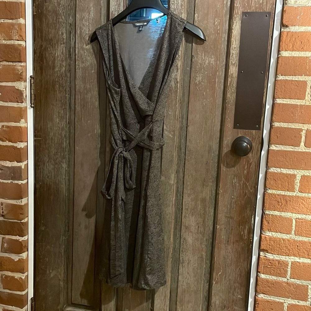 Size M toad and co faux wrap dress